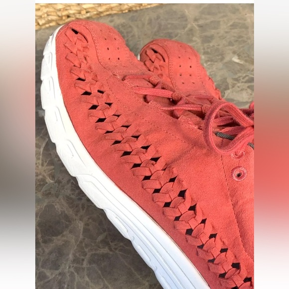 Nike MAYFLY Sneakers Shoes Woven Men\'s Size 13 Terra Red Summit White 833132-600 main image 5